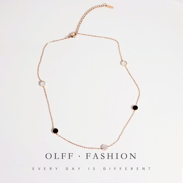 雙面黑白圓形項鏈鈦鋼鍍18K玫瑰金鎖骨鏈短款時尚飾品女禮物1入