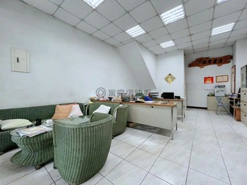 專任彰化市三層樓金住店大面寬雙車｜彰化縣彰化市平和十三街