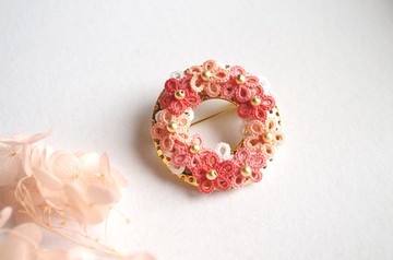 梭織蕾絲小花胸針 Spring