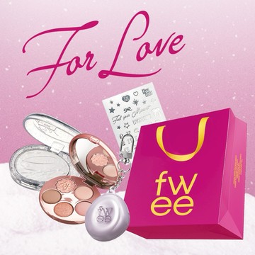 我愛你💕【fwee】Pocket眼影盤+聚光晶石打亮餅+品牌鑰匙扣+品牌紅包袋(款式顏色隨機)(附提袋)