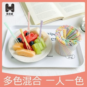 臺灣出🔥🔥【500入！】食品級 一次性 塑料 吃小水果 叉子 家用 網紅 水果籤 牙籤 可愛 高級感 卡通