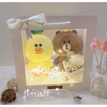 【禮品總部】現貨|實拍 LINE FRIENDS 熊大娃娃 正版 莎莉娃娃 兔兔玩偶 禮品袋 熊大玩偶 熊大吊飾 畢業禮