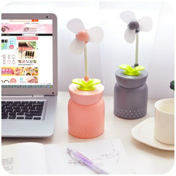 創意迷你超靜音辦公室桌USB小風扇 十天預購