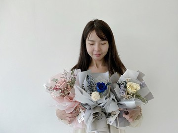 Flora Flower永生玫瑰花束-藍粉黃色系(M)