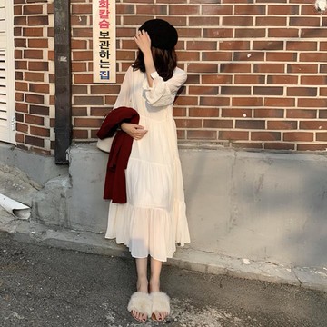 秋裝女裝仙女氣質長袖雪紡連衣裙寬松顯瘦打底裙休閑過膝長裙1入