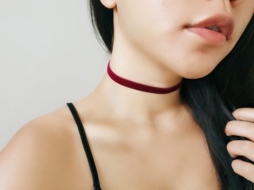 酒紅色天鵝絨布choker 可調長度 極簡美式風