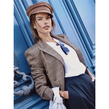 超模AA同款 烏克蘭設計師Ruslan Baginskiy純色系帶報童帽