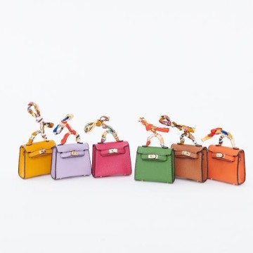 OCTAVIA8 真皮 -  迷你凱莉小包吊飾