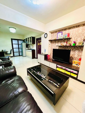 台屋賴打小賴獨家忠義雙陽台四房車｜新北市蘆洲區長安街