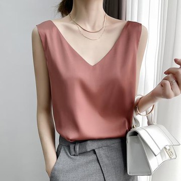 2025夏新款高仿真絲吊帶女性感深V領打底背心仿蠶絲無袖上衣寬松