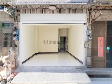 後驛捷運站高醫熱河商圈翻新車庫美透天｜高雄市三民區吉林街