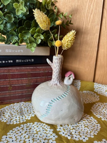 一枝花花瓶－030山丘上的樹與紅屋頂小房子