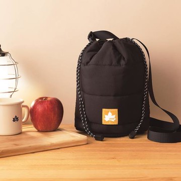 日本雜志附錄 楓葉空氣包 休閑斜挎包 輕便抽帶單肩包 百搭收納包