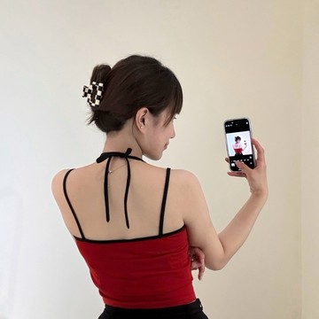 Velpro 現貨｜超辣顯白綁帶背心 吊帶背心 掛脖 無袖上衣 辣椒紅（2 colors）