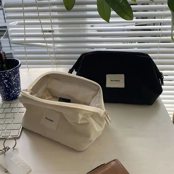 臺灣/✨化妝包 洗漱包  化妝品收納包ins高顏值尼龍化妝包大容量水乳收納袋便攜女學生筆袋韓版洗漱包