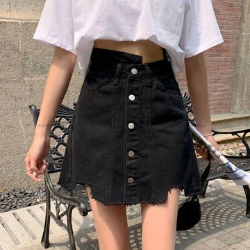 大碼女孩🎀S-5L/🌷韓版高質量不規則排扣牛仔短裙/高腰/a字裙/半身裙/黑色包臀裙/素面/大尺碼 顯瘦百搭半身裙
