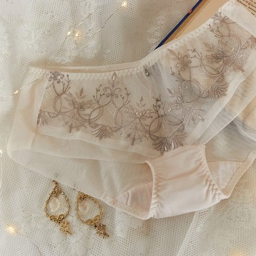 情蔓時光系列 刺繡低腰平口褲 M-XL(皇室黑)