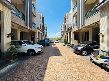 宜市近國五4套房透天~台灣房屋婕如~小豬｜宜蘭縣宜蘭市七張路