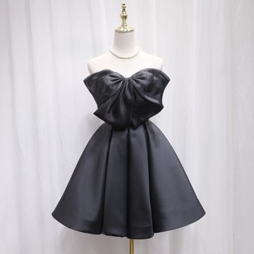 顯瘦黑色赫本風年會生日派對晚禮服蝴蝶結時尚成人禮走秀主持晚裝