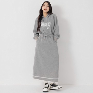 甜感蕾絲拼接雲朵棉長裙