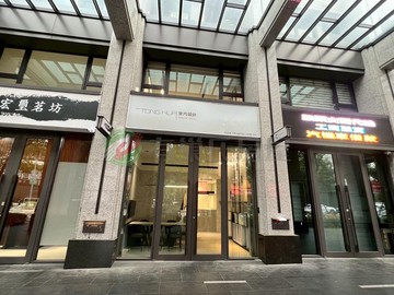 ^正黎明路知名建商黃金店面稀有釋出｜台中市西屯區黎明路三段