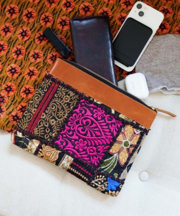 【熱門預購】印度刺繡拼布手拿包 (六色) IAWP2804