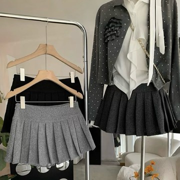 CU🇰🇷現貨🩶加厚毛呢🖤含安全褲 防走光 素色百搭百褶裙 短裙 A字裙