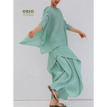 (免運)春季2025新款高級長袖打底衫內搭寬松褶皺上衣t恤女裝多巴胺設計