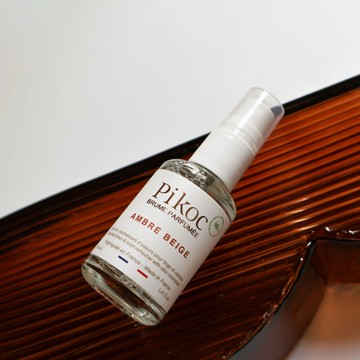 Pikoc 2024 新上市 Ambre Beige 琥珀椰杏香頂級織品消臭香霧 (30ml隨身瓶)