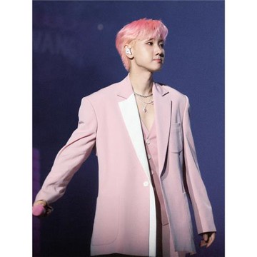 汪蘇瀧同款演出舞臺歌手年會藝考發型師團隊寬松粉色西服套裝1074