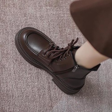 潮牌真皮馬丁靴女2023年新款春夏季棕色小眾短筒薄款網紅爆款短靴