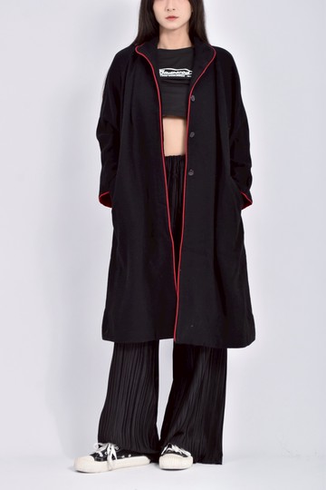 (L) 質感長版紅邊大衣黑色外套