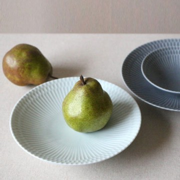 日本 小田陶器 漣漪系列 深圓盤 13cm (三色可選) 美濃燒 陶瓷 瓷盤 盤子 餐盤 日式 碗盤 餐具