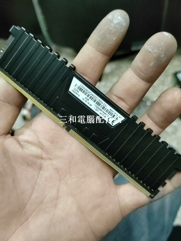 海盜船 DDR4 2400 8G � � 實物圖 測試完好 高性能記憶體【三和電腦配件店】