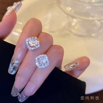 【閃耀奪目】閃鑽 方形 耳釘 簡約 輕奢 氣質 高級 小衆 耳環 滿鑽 設計 時尚 百搭 耳飾
