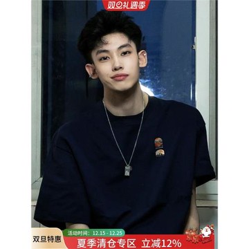 美式潮牌港風印花藏青色t恤短袖男生夏季寬松小眾設計感街頭上衣