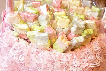 幸福鏟子 熊熊棉花糖 X100份+大提籃X1個 | 二次進場 送客喜糖