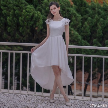 OMUSES 手工刺繡美背前短後長白色禮服