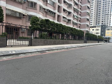 巨蛋商圈☆室內25坪前後雙陽台＋雙衛浴｜高雄市左營區立大路