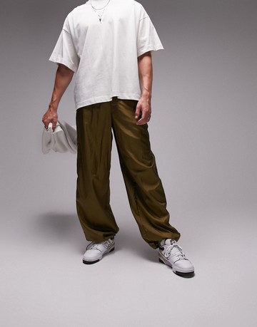 Topman baggy nylon trousers in khaki-Green