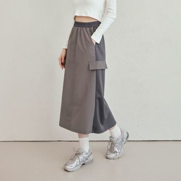 OB嚴選中大尺碼-異材質撞色拼接太空棉後開衩工裝裙《CA3148》