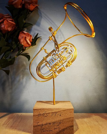 Wire lover 臺灣手作鋁線職人 中型擺飾轉閥低音號B&S PT-6