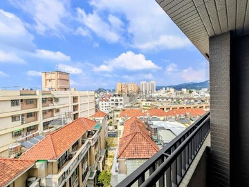 豐原優質好宅君品明亮三房好視野、超讚平面車位｜台中市豐原區保康路