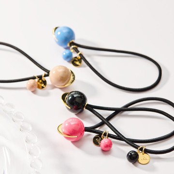 大人的球型髮圈 | 微微冒出的金色 | 火鶴粉