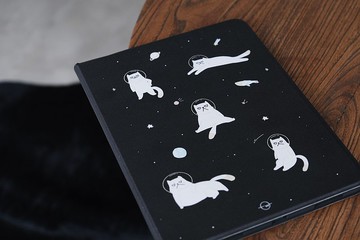 厭世貓星人 防摔皮革IPAD保護套 附筆槽位