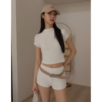 CHIC A SPACE 立領短袖絨毛短版上衣(白/咖啡/淺藍) 女裝 現貨