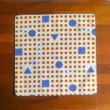 台灣純棉手帕 = 幾何 = 焦糖棕X藍 (共3色)