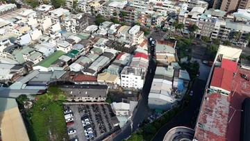 三民區｜稀有住五建地｜臨路大建地 ｜高雄市三民區灣興段
