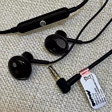 STH32黑色高保真電腦有線耳機塞