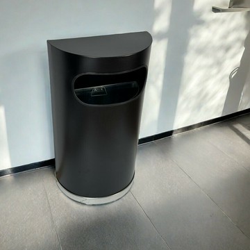 垃圾桶 超市墻式不銹鋼半圓垃圾桶酒店商場大號黑色立式收納煙灰缸 逸雅家居館